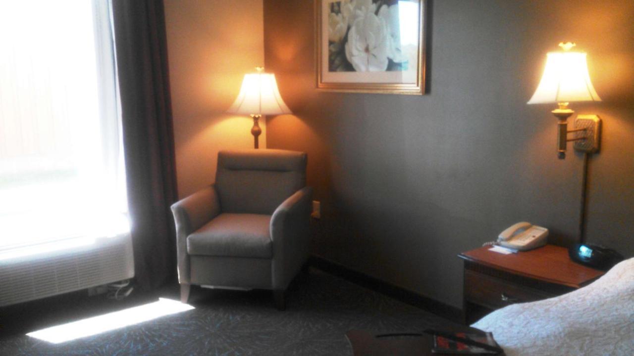 Hampton Inn Greenwood Extérieur photo